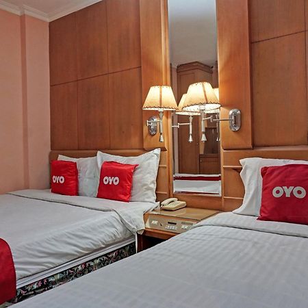 Oyo 671 Hotel Capitol 雅加达 外观 照片